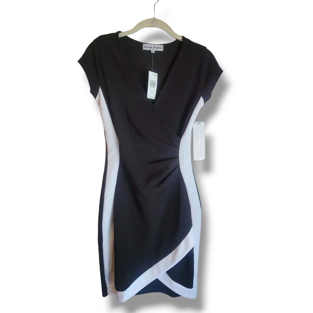 Almost Famous Women's Dress V-Cut Black and White Dress, Size Small (Juniors)